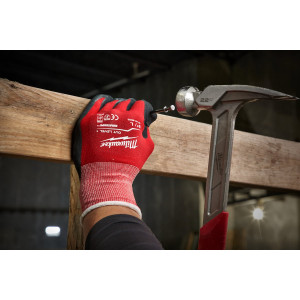 MILWAUKEE CUT-RESISTANT GLOVES CATEGORY A SIZE L / 9